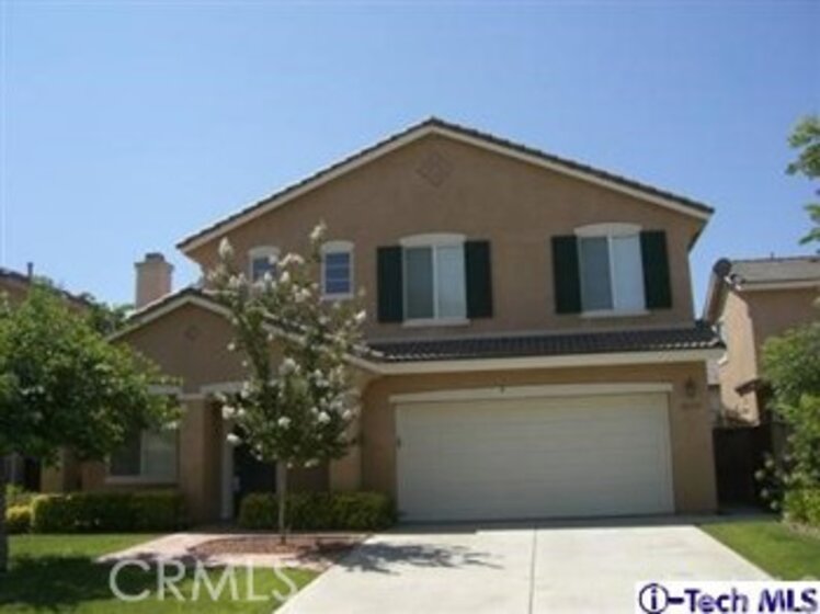 32319 Pensador Street Photo