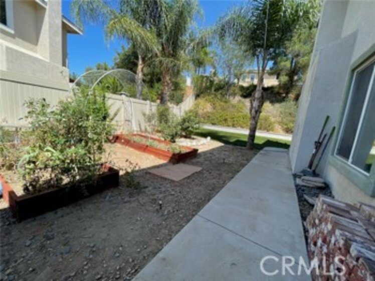 32886 Adelante Street Photo